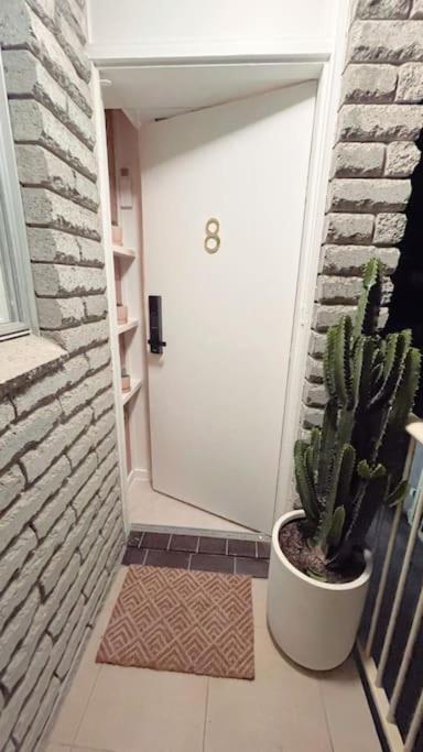 Chic Beachside Getaway 2Br 2Bath Fully Equipped Lägenhet Guldkusten Exteriör bild