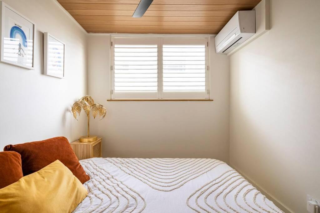 Chic Beachside Getaway 2Br 2Bath Fully Equipped Lägenhet Guldkusten Exteriör bild