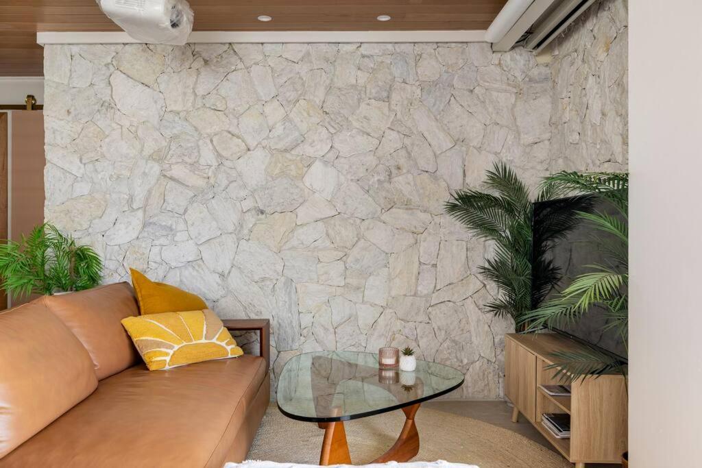 Chic Beachside Getaway 2Br 2Bath Fully Equipped Lägenhet Guldkusten Exteriör bild