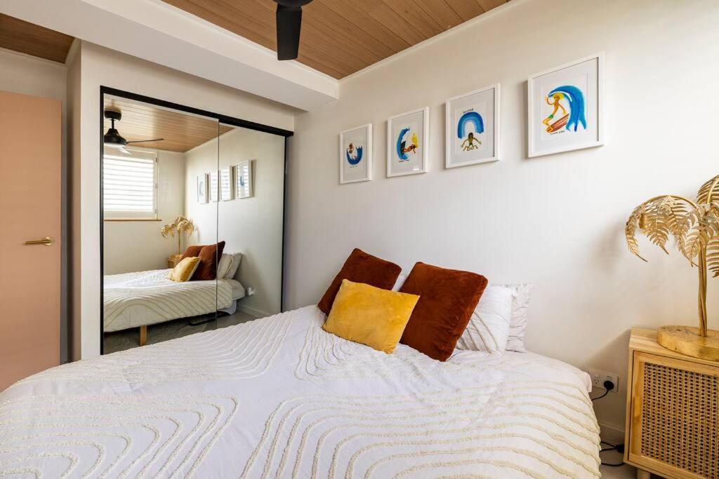 Chic Beachside Getaway 2Br 2Bath Fully Equipped Lägenhet Guldkusten Exteriör bild